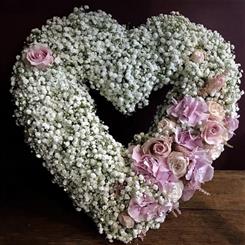 GYPSOPHILIA CLUSTER HEART